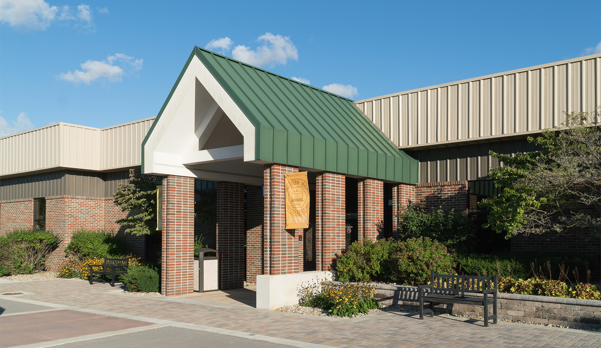 Niles Campus Entrance