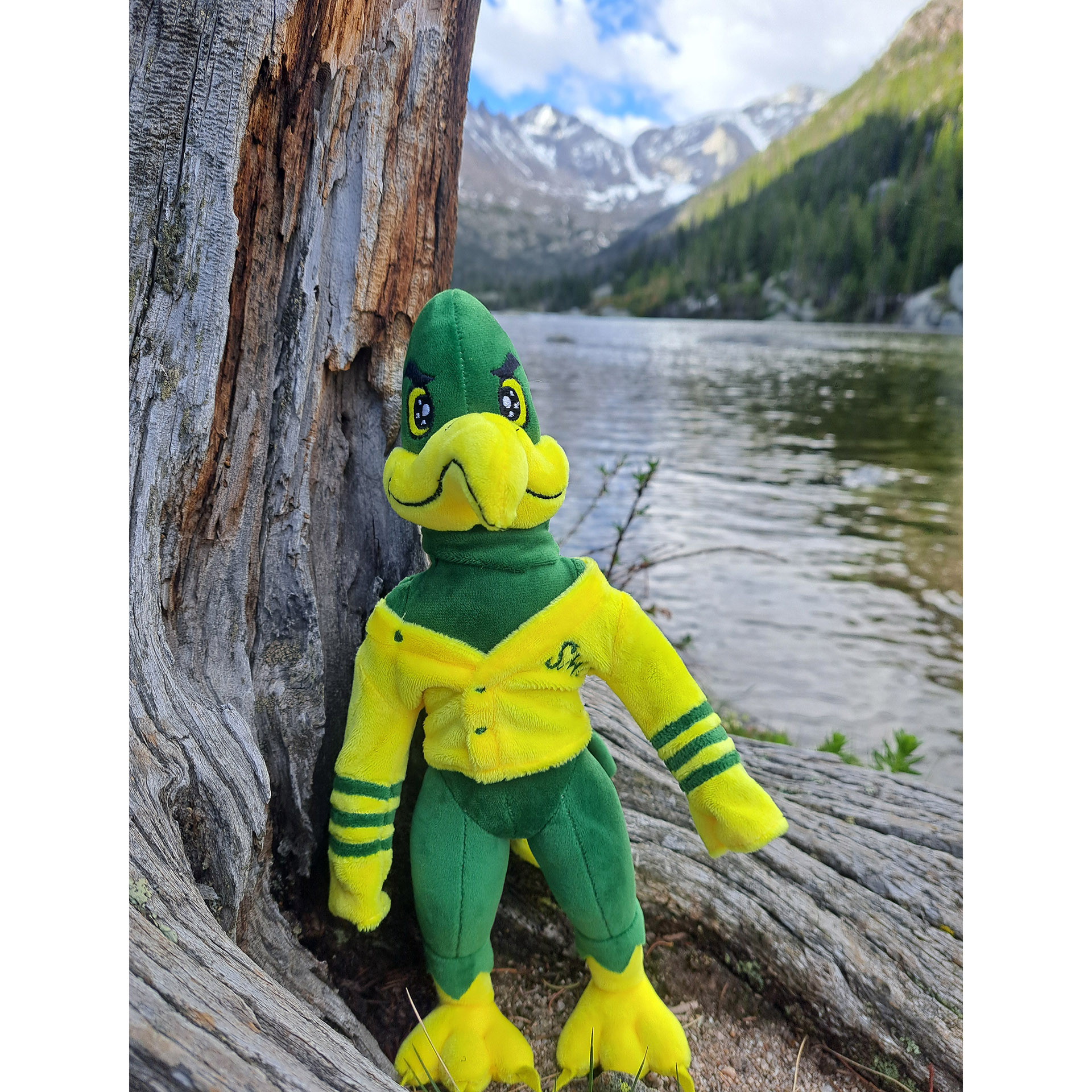 SMC mascot Ronnie Roadrunner tagged along on the adventure